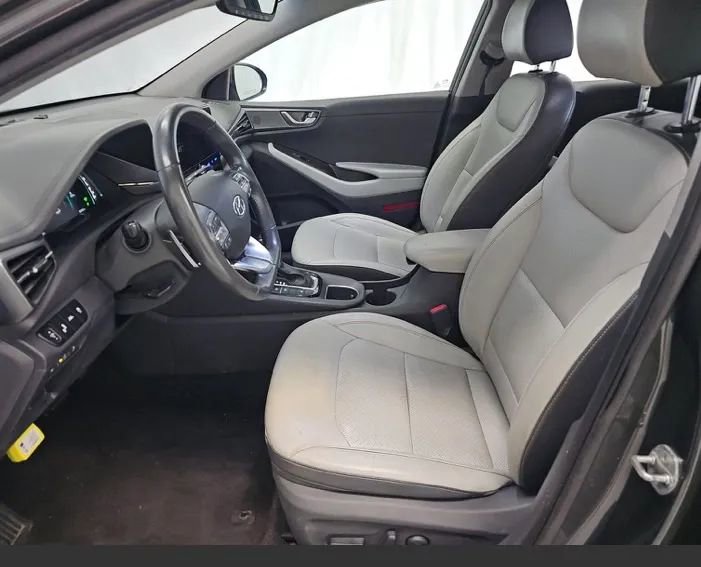 Used 2021 Hyundai Ioniq Limited FWD image 7