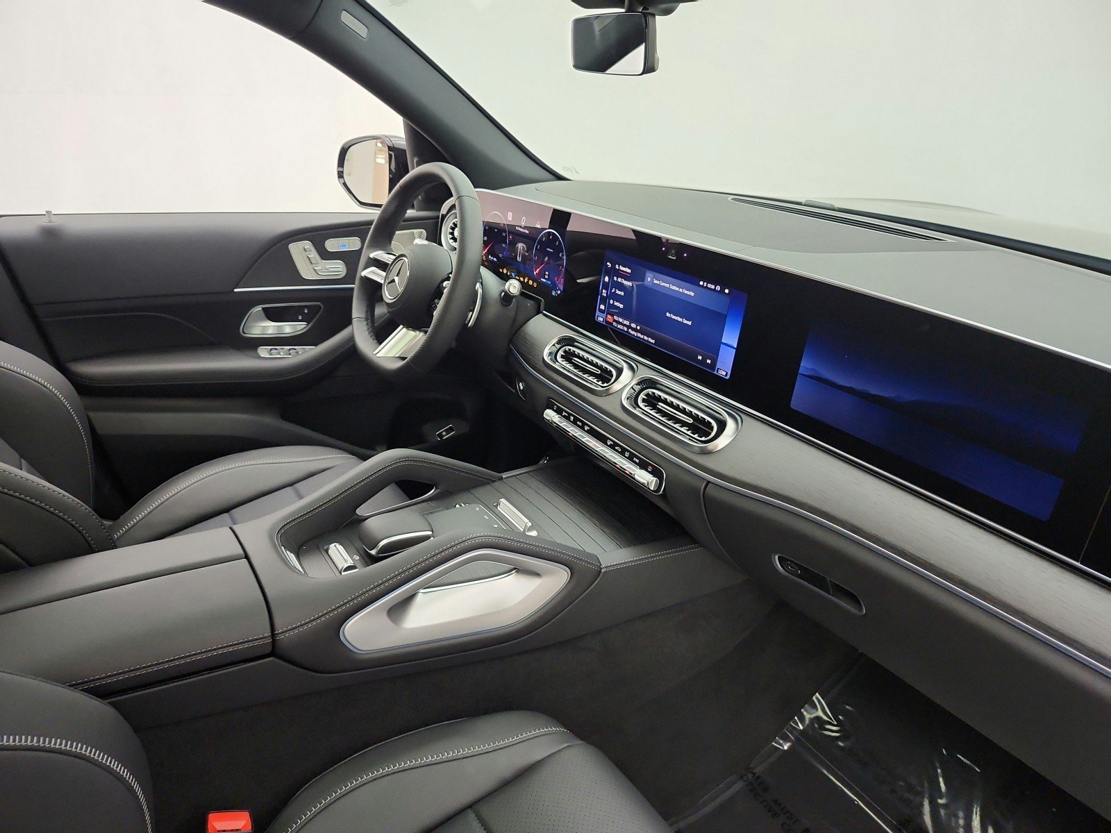 New 2027 Mercedes-Benz GLS 450 4MATIC image 15