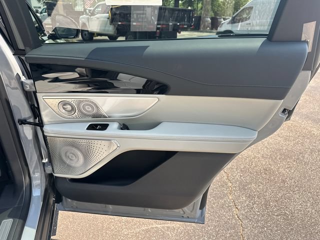 New 2026 Lincoln Nautilus Reserve AWD/4WD image 16