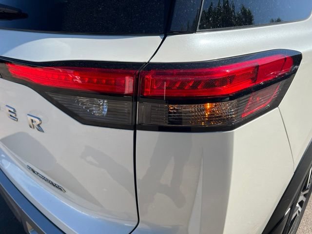 Used 2023 Nissan Pathfinder Platinum w/ Lighting Package (N93) FWD image 12