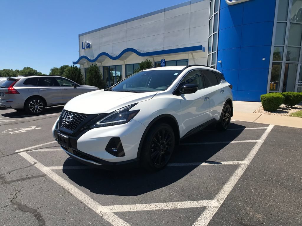 Used 2024 Nissan Murano SV w/ SV Midnight Edition Package AWD/4WD video 3
