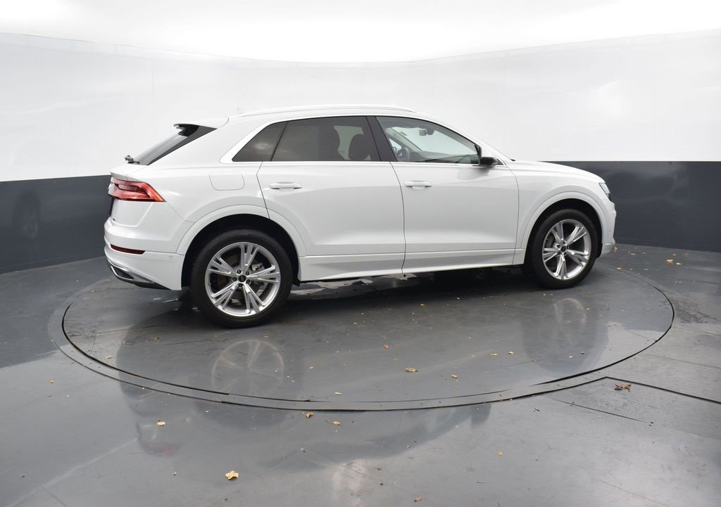 Used 2023 Audi Q8 Premium Plus image 7