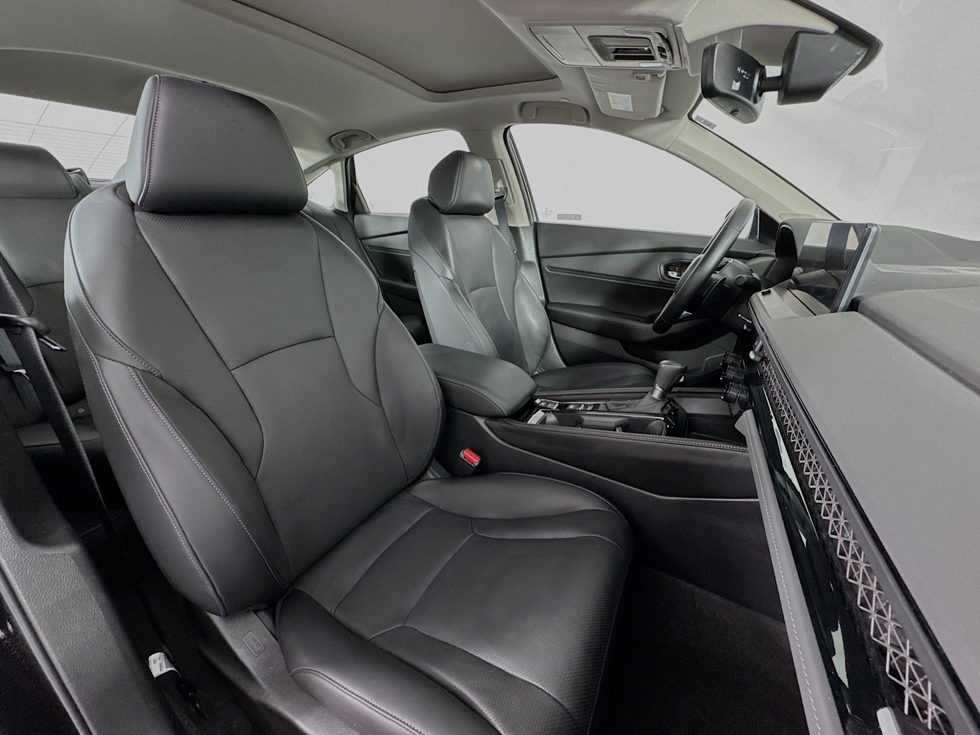 Certified 2023 Honda Accord Touring image 30