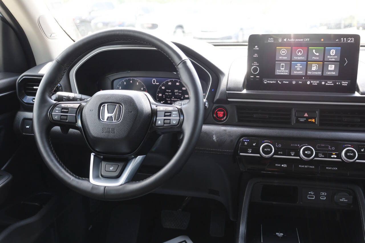 Used 2025 Honda Pilot Elite image 25