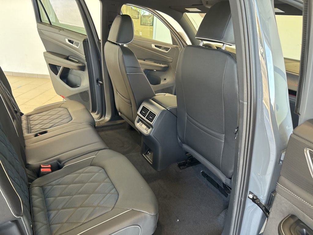 New 2026 Volkswagen Atlas Cross Sport SEL Premium R-Line image 14