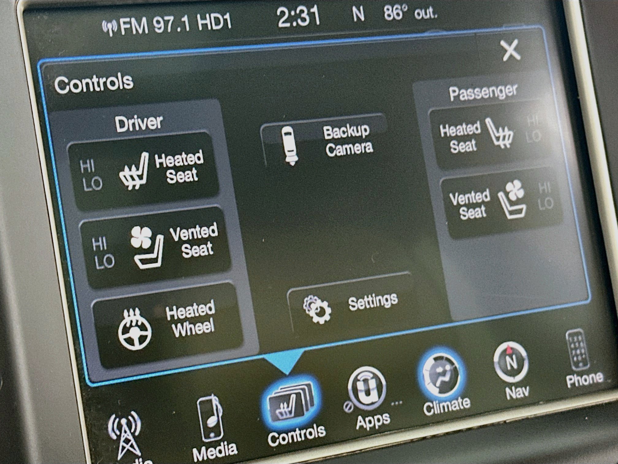 Used 2017 Jeep Grand Cherokee Overland AWD/4WD image 20