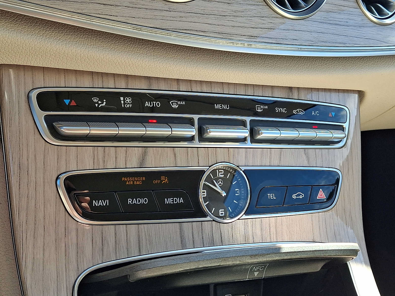 Used 2019 Mercedes-Benz E 450 4MATIC Cabriolet image 14