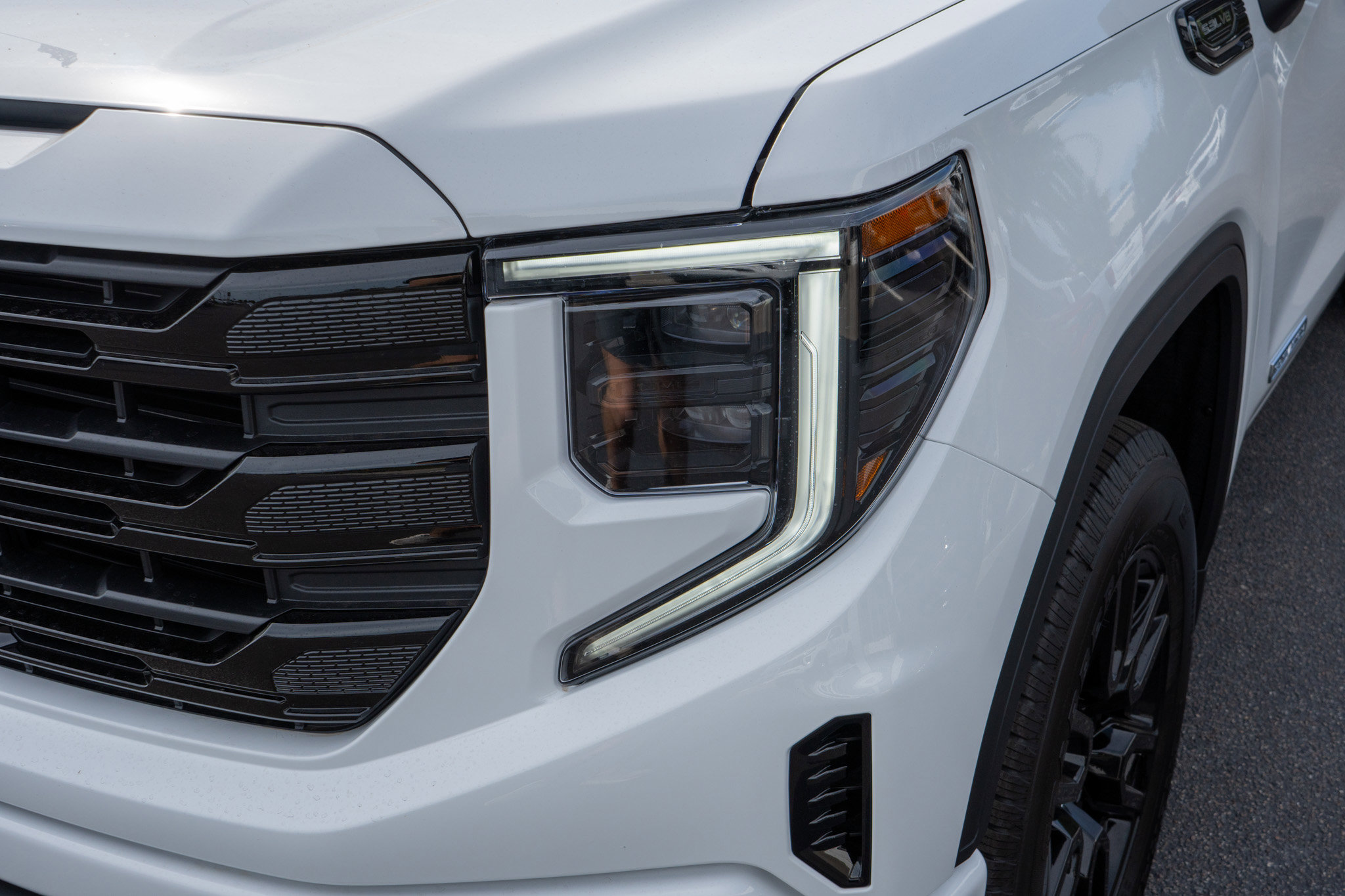 New 2026 GMC Sierra 1500 Elevation AWD/4WD image 9