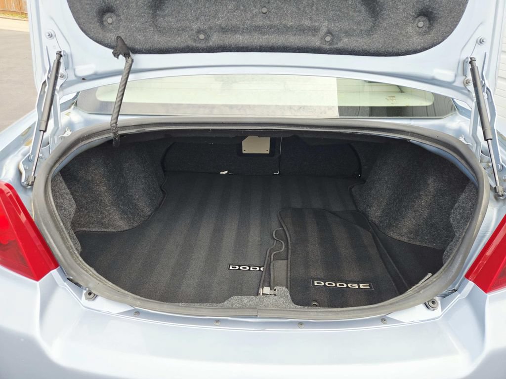 Used 2013 Dodge Avenger SXT FWD image 14