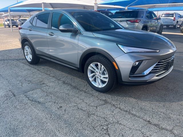 Used 2024 Buick Envista Preferred w/ Convenience I Package image 3