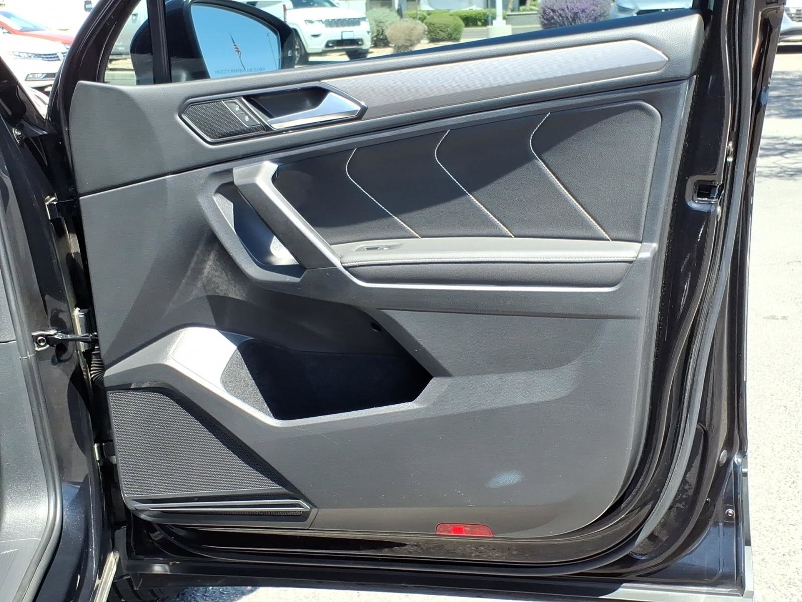 Certified 2022 Volkswagen Tiguan SE FWD image 14