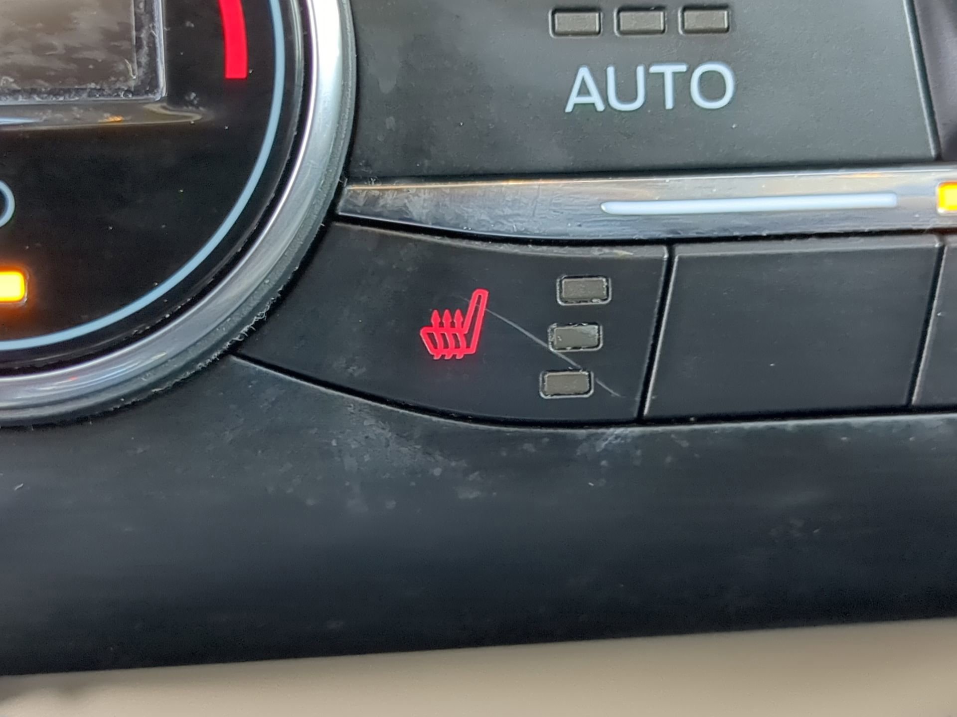 Certified 2020 Ford Escape Titanium w/ Titanium Premium Package 2.0 FWD image 62