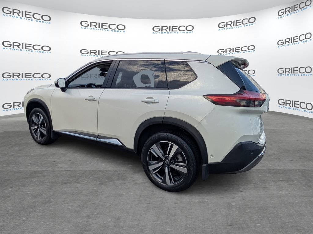 Certified 2021 Nissan Rogue Platinum image 5