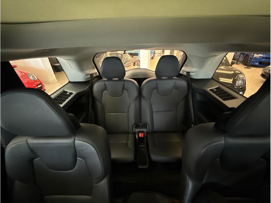 Used 2021 Volvo XC90 T8 Inscription Expression w/ Protection Package Premier AWD/4WD image 22