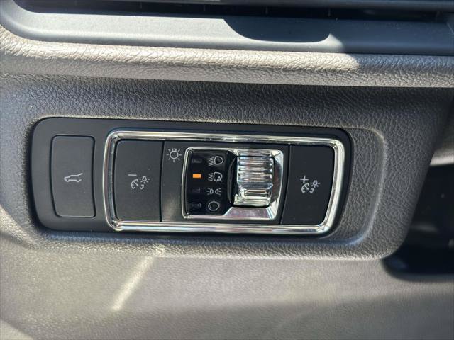 Used 2022 Lincoln Corsair AWD w/ Premium Package image 23