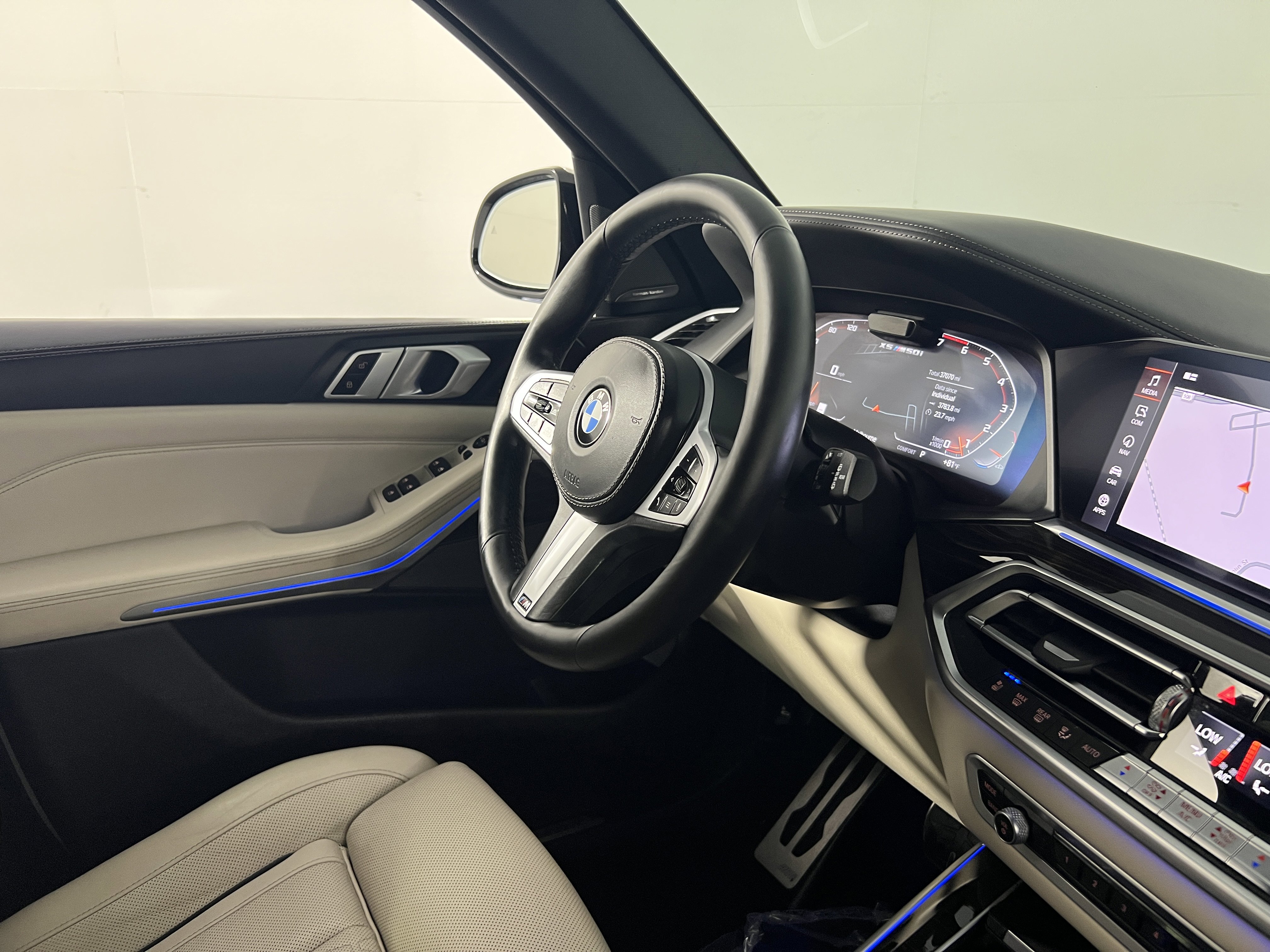Used 2021 BMW X5 M50i w/ Executive Package AWD/4WD image 10