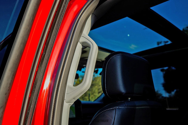 Used 2023 Ford F450 Lariat w/ FX4 Off-Road Package image 98