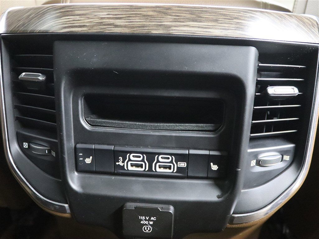 Used 2019 RAM 1500 Laramie AWD/4WD image 20