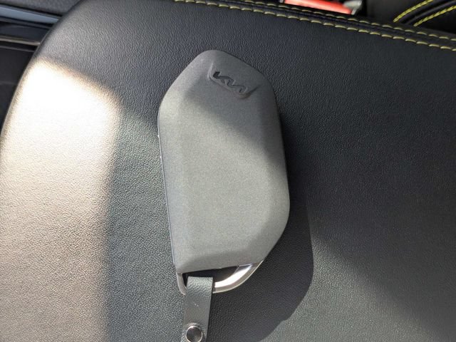 Used 2025 Kia K5 GT FWD image 32