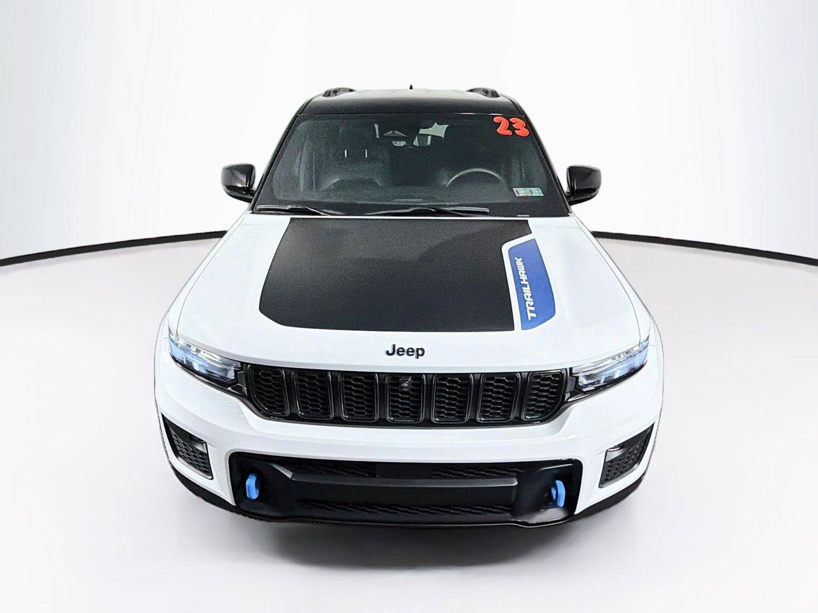 Used 2023 Jeep Grand Cherokee Trailhawk 4xe AWD/4WD image 13