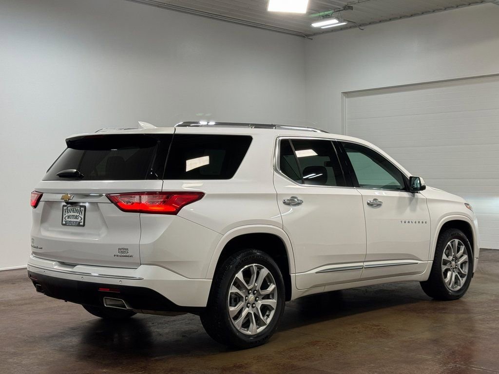 Used 2021 Chevrolet Traverse Premier image 24