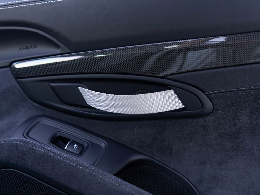 Used 2016 Porsche 911 GT3 RS image 32