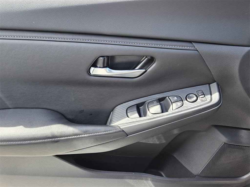 New 2025 Nissan Sentra SV w/ All-Weather Package image 30