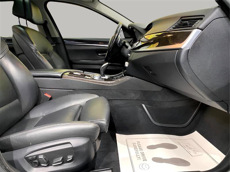 Used 2016 BMW 535i xDrive Sedan image 25
