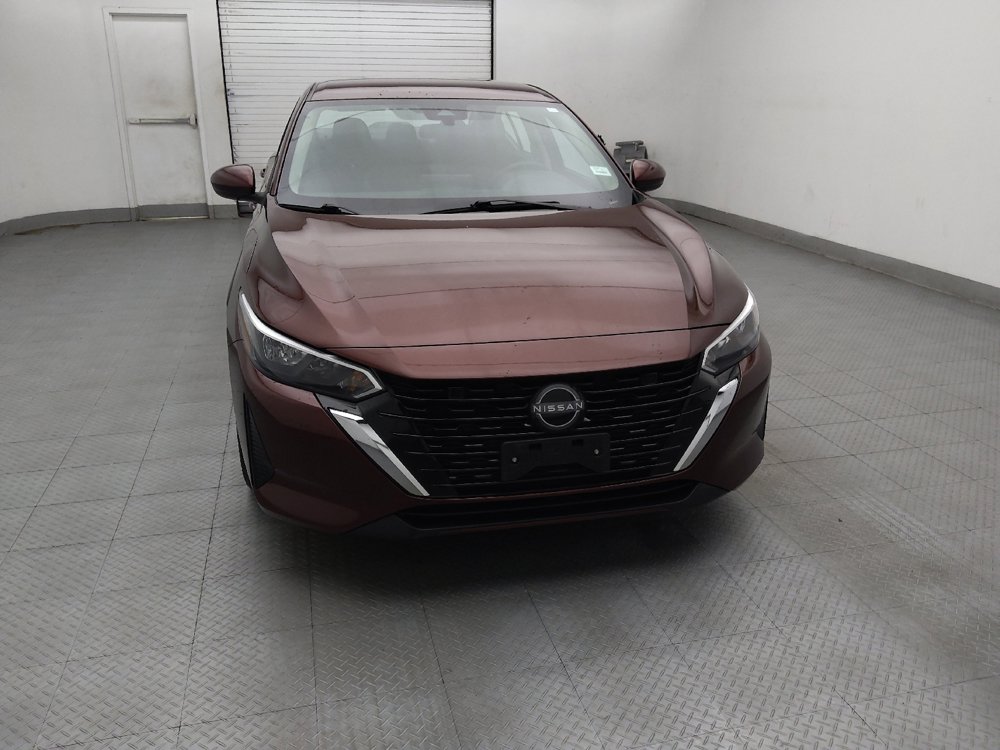 Used 2025 Nissan Sentra SV FWD image 14