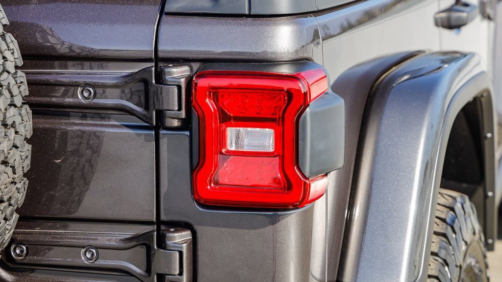 New 2025 Jeep Wrangler Unlimited Rubicon image 10