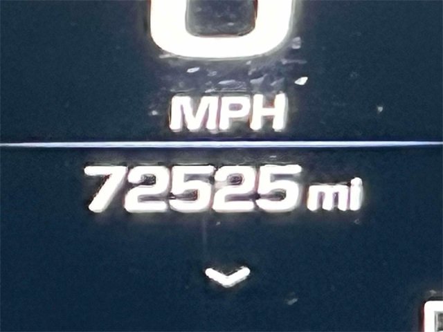 Used 2018 GMC Yukon Denali image 25