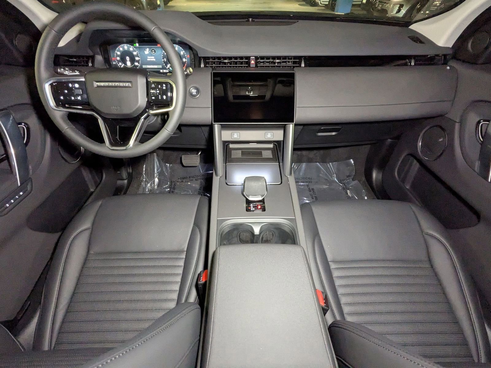 New 2025 Land Rover Discovery Sport S image 15