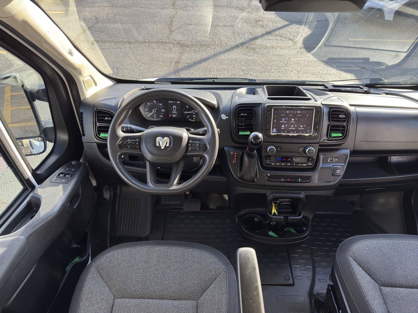 Used 2025 RAM ProMaster 2500 w/ Convenience Group FWD image 22