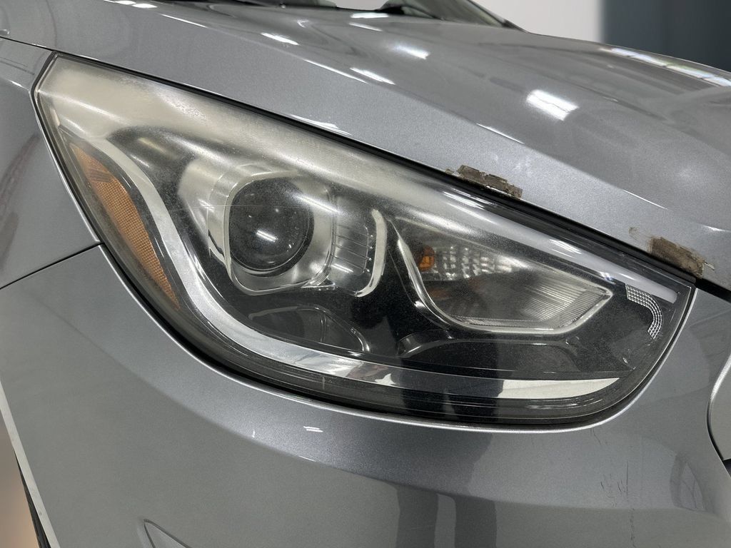 Used 2015 Hyundai Tucson SE FWD image 11