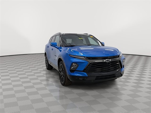 Certified 2024 Chevrolet Blazer RS w/ Driver Confidence II Package image 2