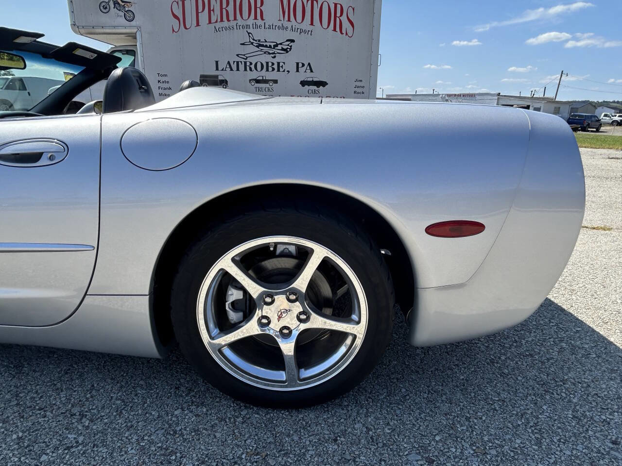 Used 2002 Chevrolet Corvette Convertible w/ Preferred Equipment Group2 image 16