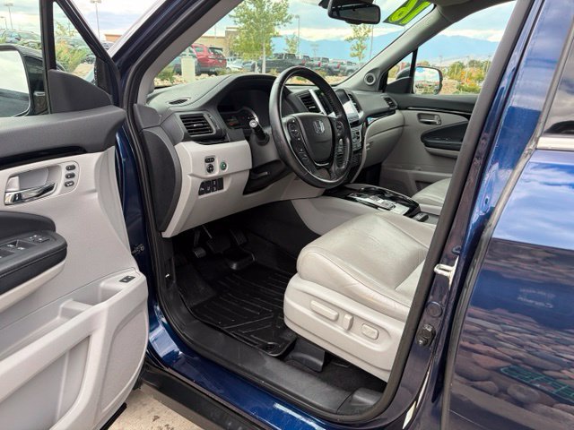Used 2016 Honda Pilot Touring image 19