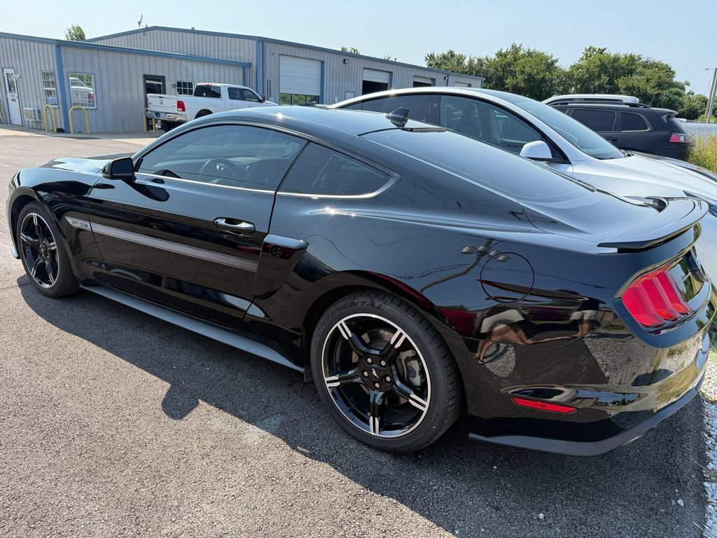 Used 2020 Ford Mustang GT Premium w/ Equipment Group 401A RWD image 6