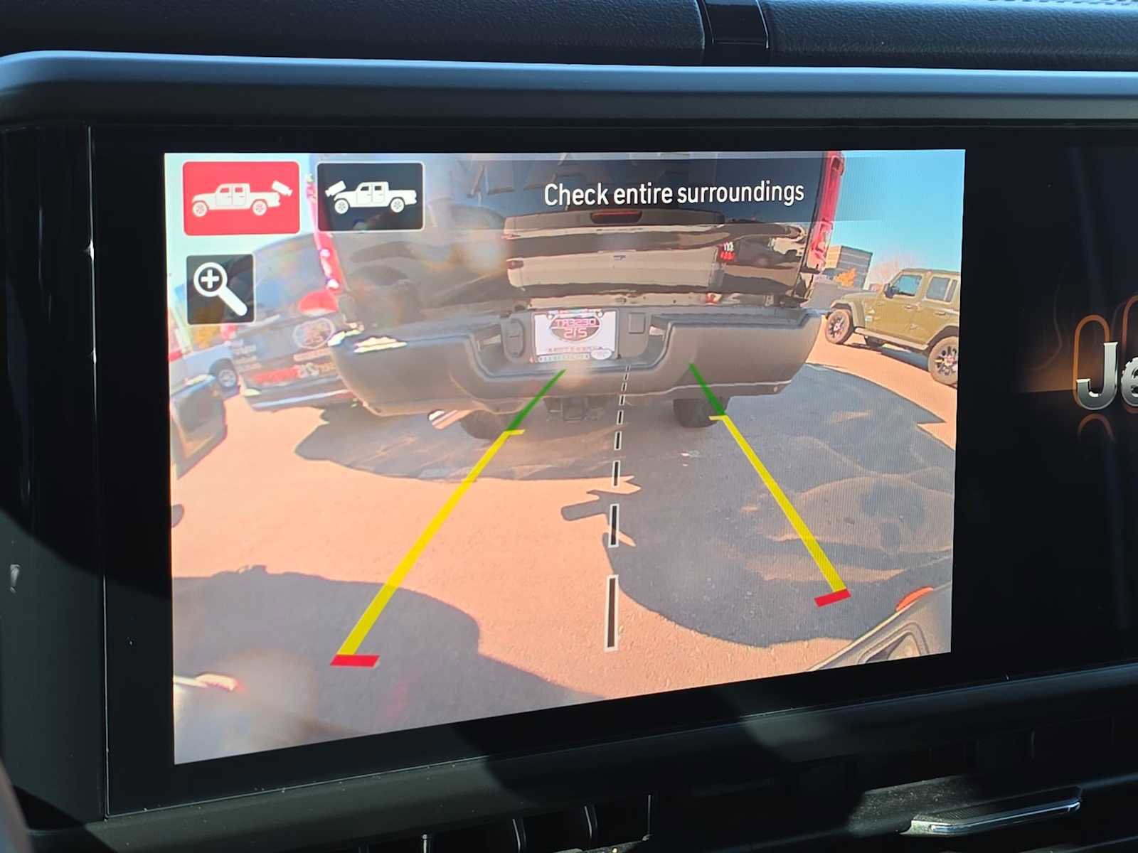 Certified 2024 Jeep Gladiator Mojave w/ Technology Group image 24