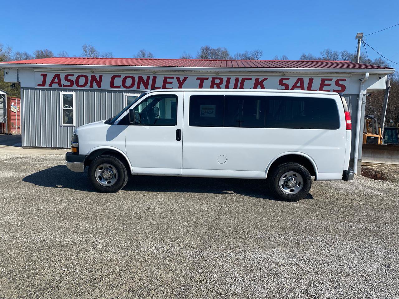 Used 2015 Chevrolet Express 3500 LT w/ LT Preferred Equipment Group RWD image 1