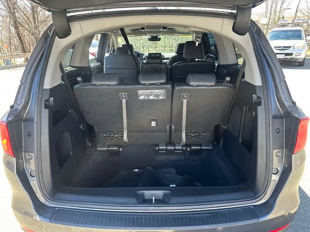 Used 2023 Honda Odyssey Touring image 13