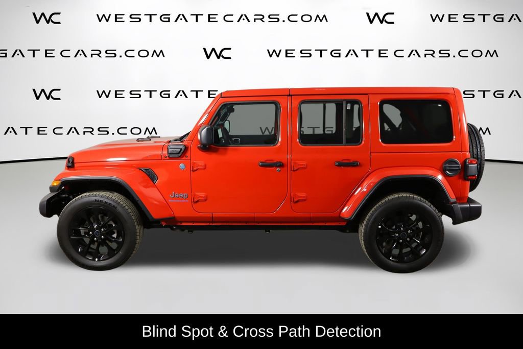 Used 2025 Jeep Wrangler Unlimited Sahara w/ Safety Group image 5