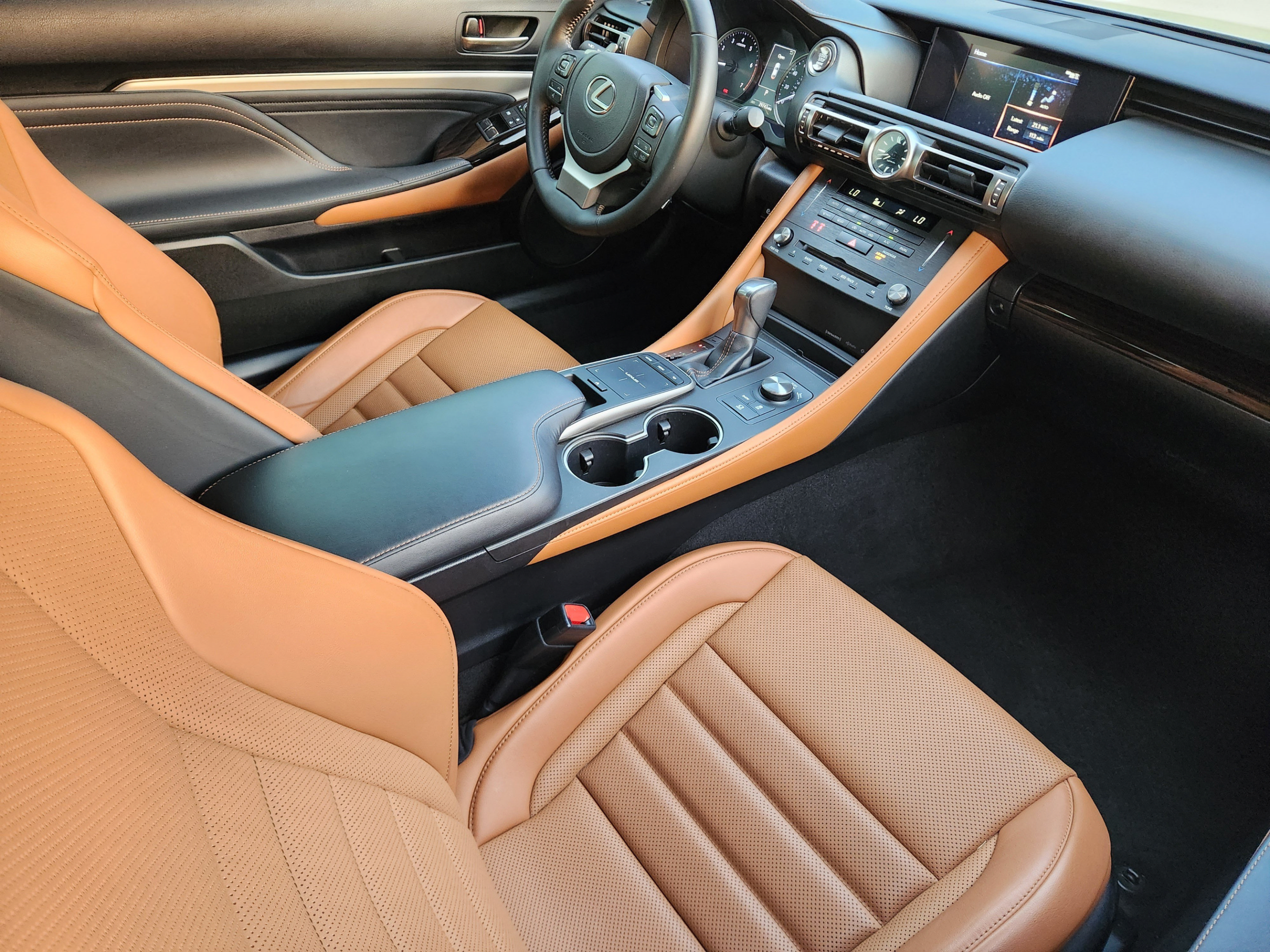 Certified 2021 Lexus RC 300 w/ Accessory Package 2 RWD image 9