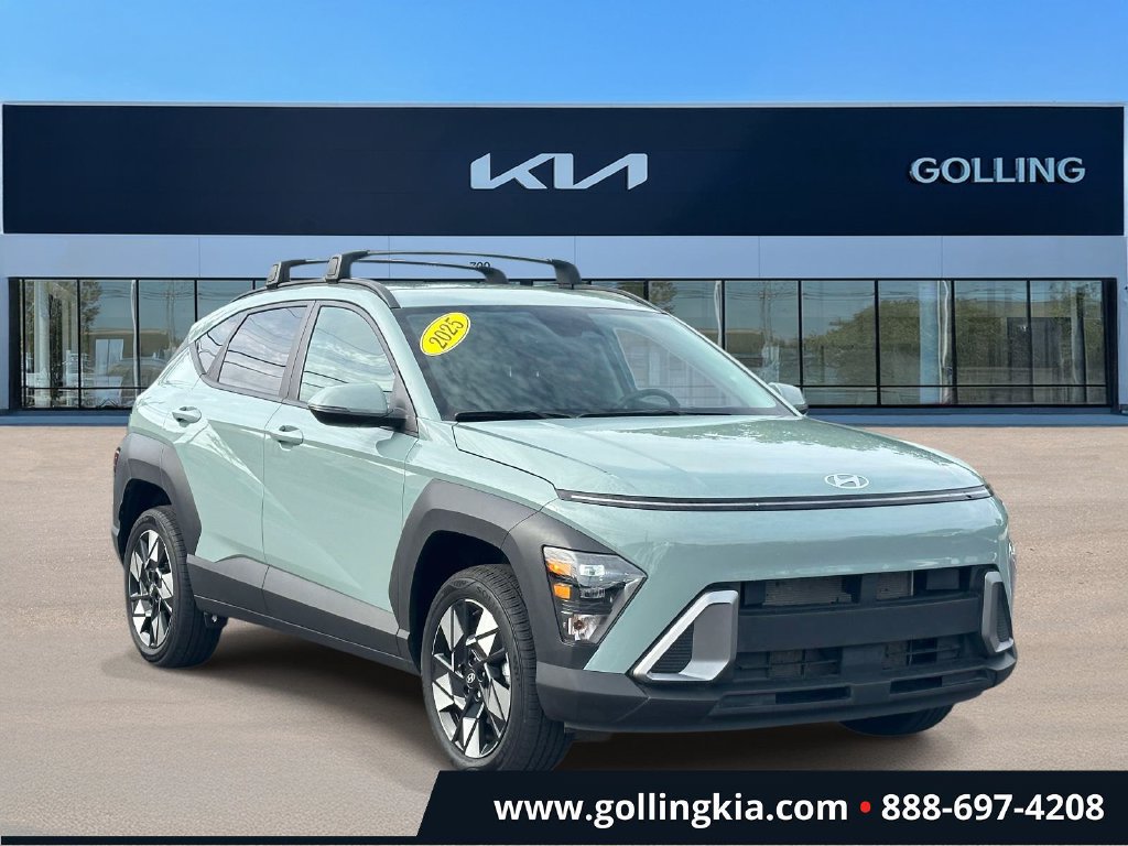 Used 2025 Hyundai Kona SEL AWD/4WD image 1