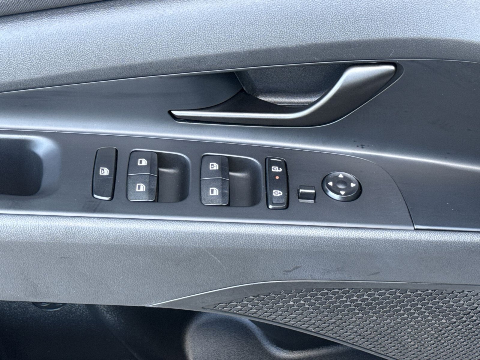 Certified 2026 Hyundai Elantra Sport FWD image 15