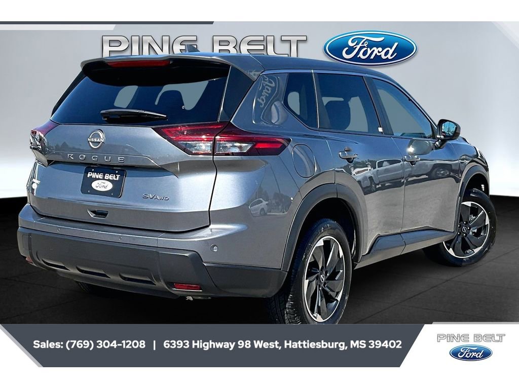Used 2024 Nissan Rogue SV image 11