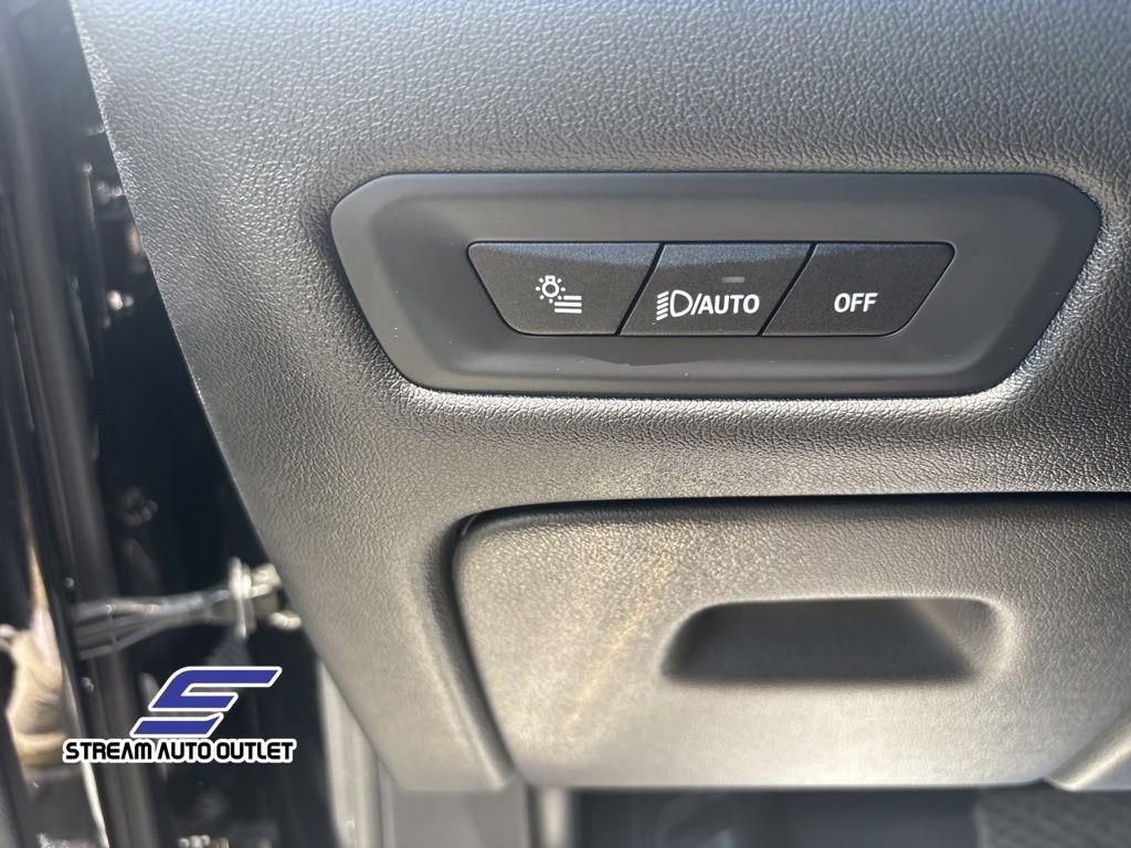 Used 2024 BMW X5 xDrive40i w/ Premium Package image 27