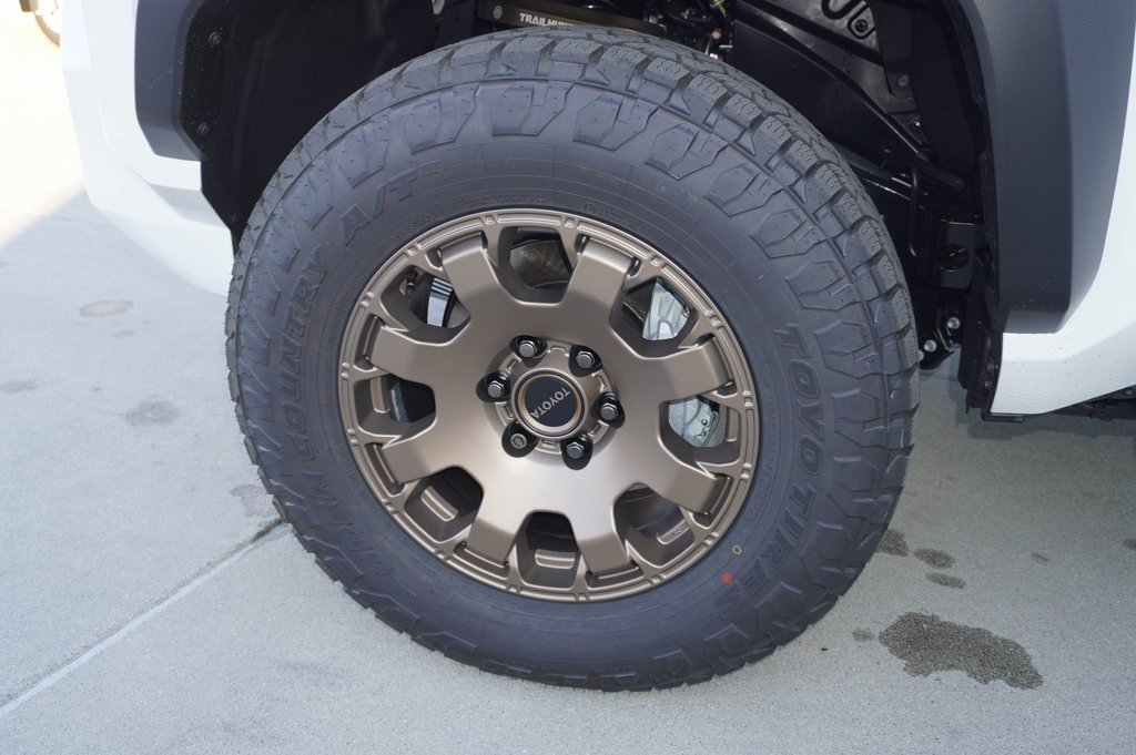 New 2025 Toyota 4Runner Trailhunter image 32