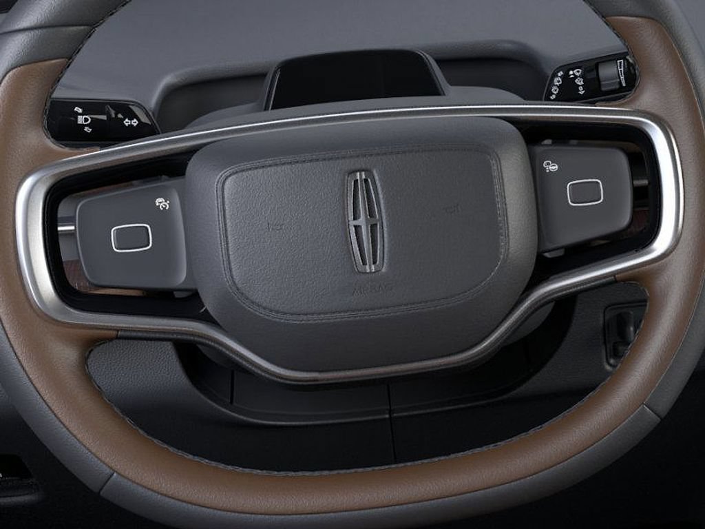 New 2026 Lincoln Navigator Reserve AWD/4WD image 12