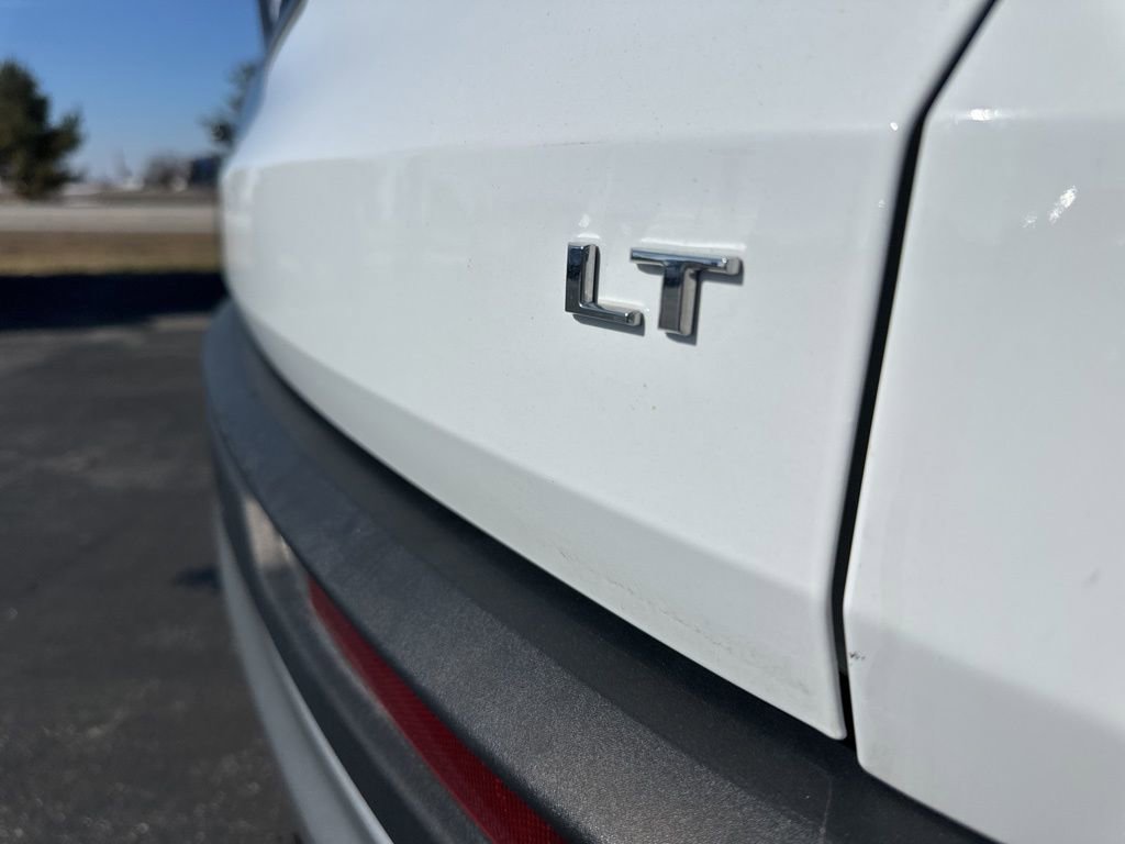 Used 2024 Chevrolet Traverse LT image 10